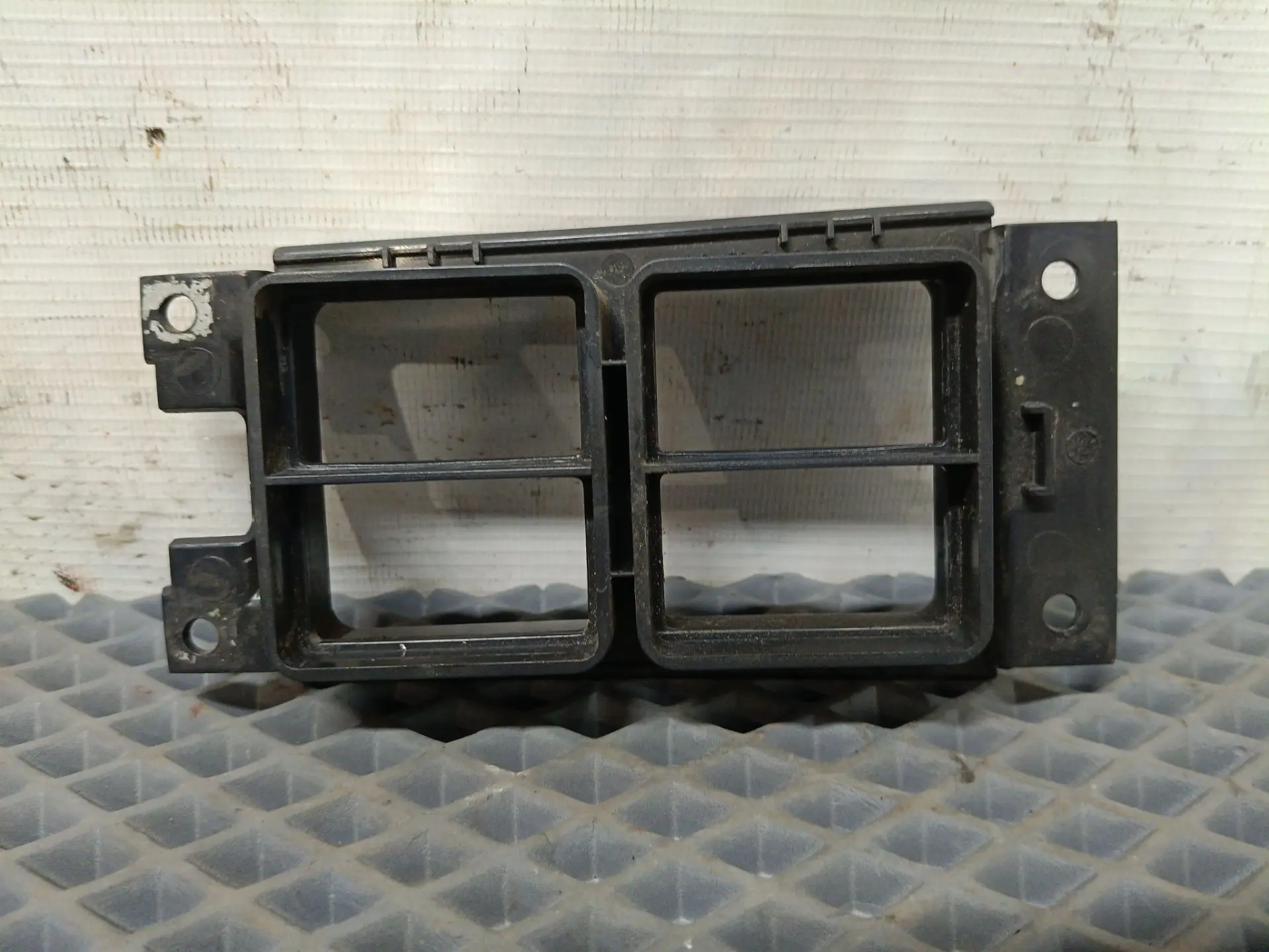 Рамка клавиш б/у для Volvo - 2