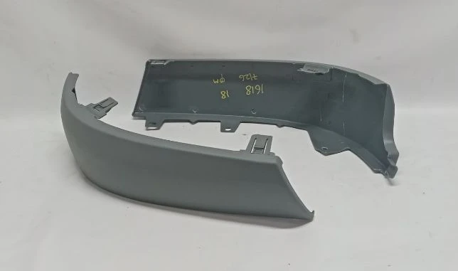 Угол бампера прав. нов. \ бампер передний! (п) правая часть, серый \Volvo